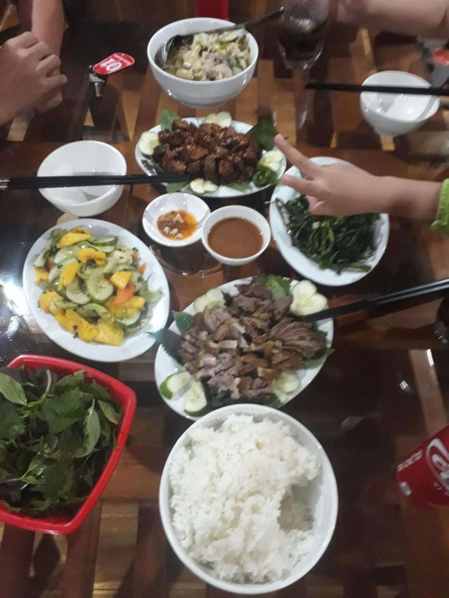Tuyet'S Homestay Ниньбинь Экстерьер фото