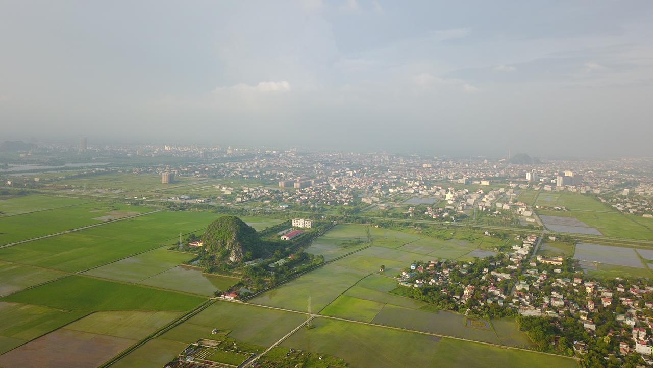 Tuyet'S Homestay Ниньбинь Экстерьер фото